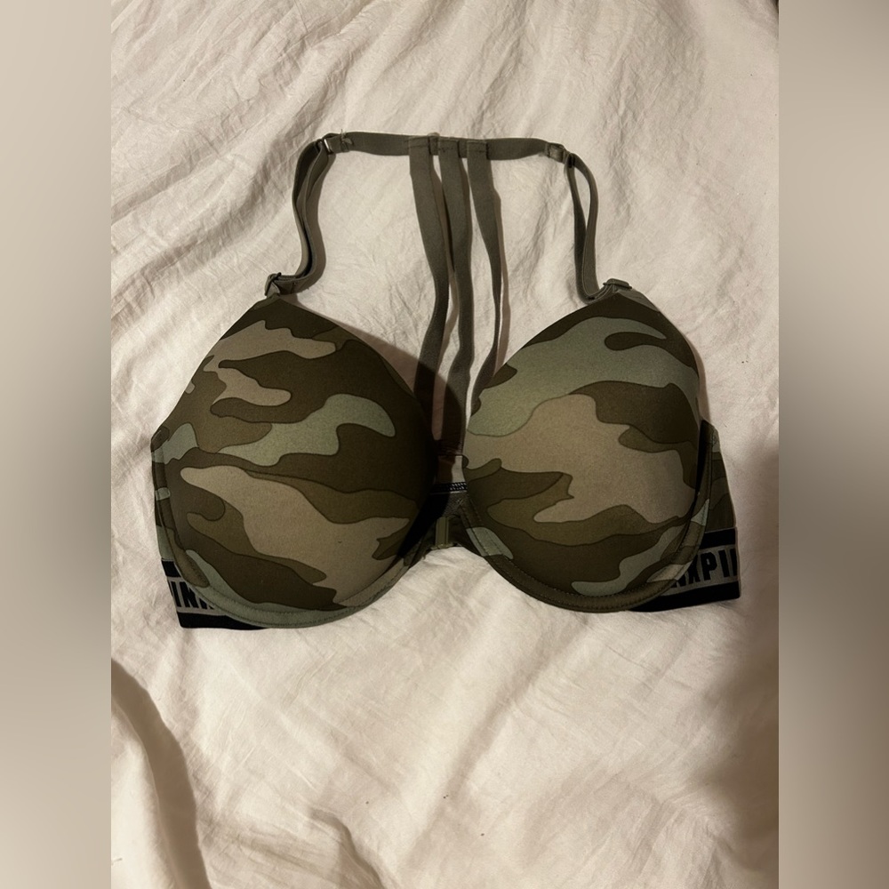 Victoria’s Secret PINK Camo Front-Close Bra